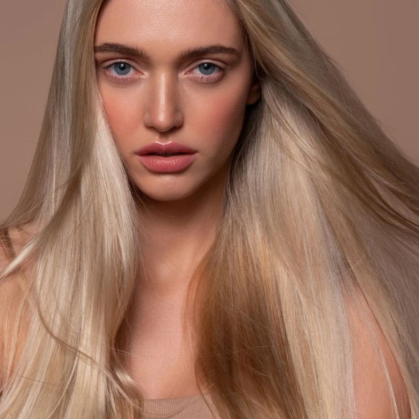 Humidity-Proof Your Hair: The Ultimate Guide to Frizz-Free, Sleek Strands