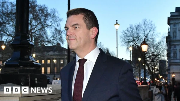 Sacked Official Reveals Downing Street Pressure in Mandelson Vetting Scandal