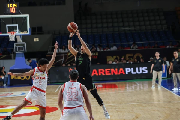 Macau's Three-Point Barrage Powers Team to First PBA Victory Over Titans