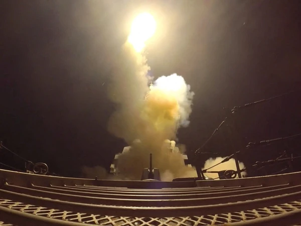 US and Iran Exchange Fresh Blows as Fragile Ceasefire Teeters on Brink