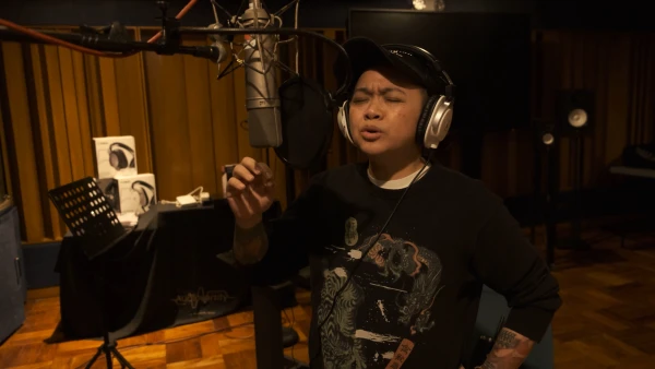 Beloved Filipino Song ‘Pagdating ng Panahon’ Returns to Its Roots