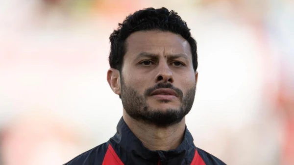 Egypt's Star Goalkeeper El-Shenawy Suspended After Referee Confrontation