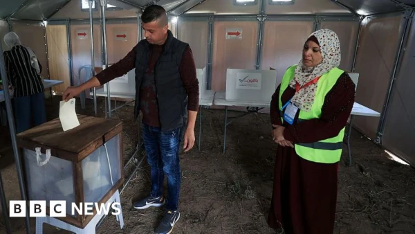 Palestinians Cast Ballots in Local Elections Amid Continued Factional Divide