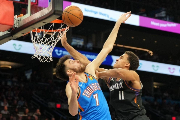 SGA Erupts for 42 as Thunder Eclipse Suns