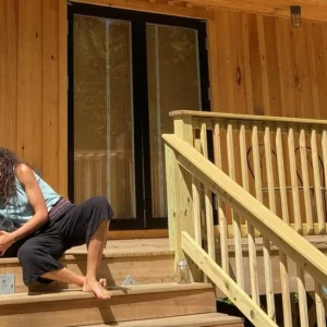 Is a Plastic-Free Home Possible? Inside the Growing Movement for Toxin-Free Construction