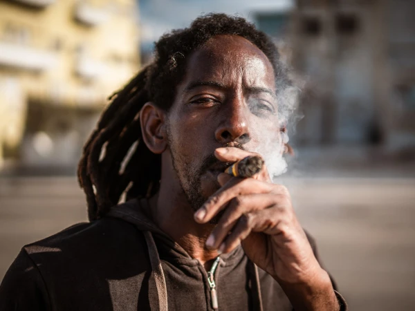 Cuban Cigars Face Extinction as U.S. Oil Embargo Tightens Grip