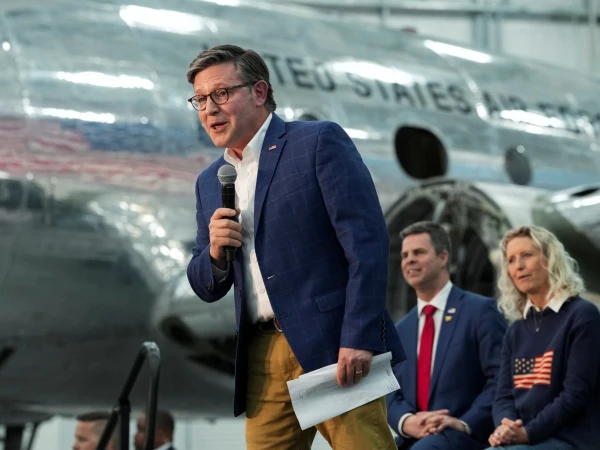 Virginia's Redistricting Showdown: Tight Polls Signal High-Stakes Battle for Congressional Control