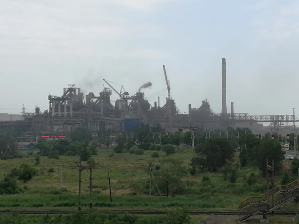 Ukraine's Azov Coastline Transformed into Industrial Graveyard by Russian Invasion