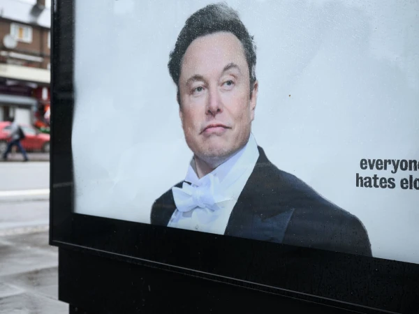 Canada Probes Musk's Grok AI Over Deepfake Image Privacy Lapses