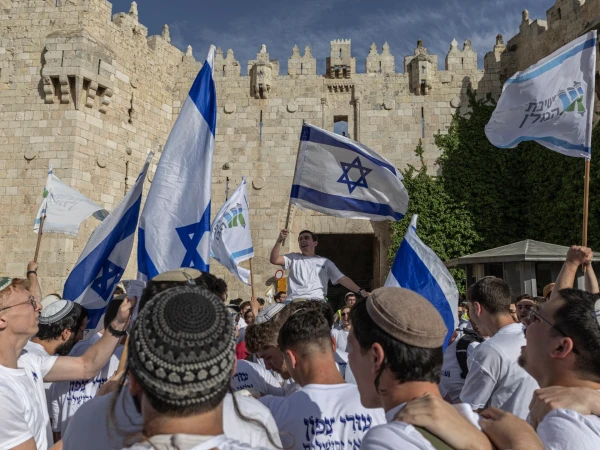 Far-Right Israeli Marchers Attack Palestinians in Jerusalem's Old City