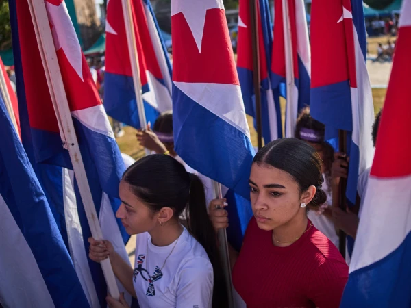 Cuban Women Lead Street Protests Demanding End to US Energy Embargo