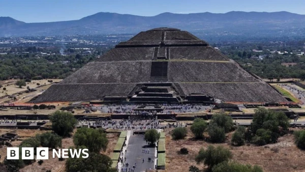 Tourist Tragedy at Teotihuacán: Canadian Killed, 13 Injured in Shooting Spree at Ancient Pyramids