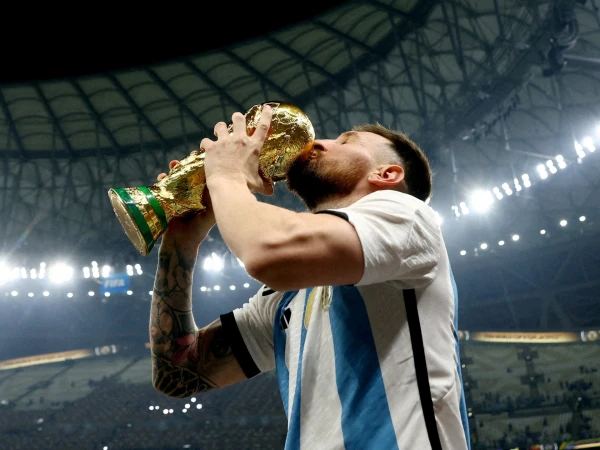 Messi to Lead Argentina at World Cup as Coach Dismisses Injury Concerns