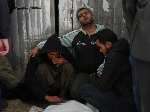 Dawn Assault in Gaza Leaves Seven Dead as Israeli Strikes Target Civilian Areas