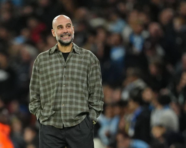 Flannel Shirts Reclaim Fashion Spotlight: From Workwear Staple to High-End Runway Trend