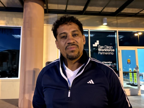 This immigrant served in the US military. Now he faces deportation