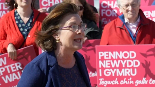 Welsh Labour Leader's Awkward Slip: Urges Vote for Plaid Cymru