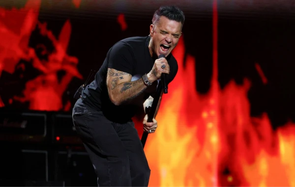 Robbie Williams Fires Back at Podcast Critics: Defends Legacy Against 'Bully' Accusations