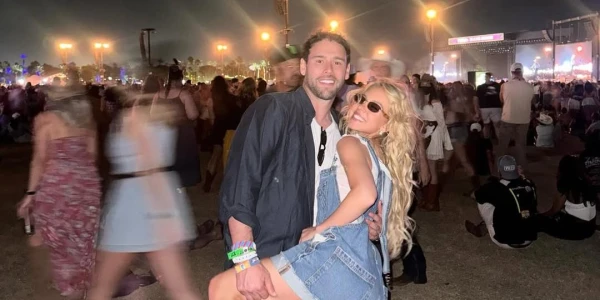 Sydney Sweeney and Scooter Braun Go Instagram Official