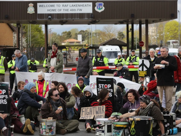 Seven Activists Detained Outside UK Air Base Amid Allegations of US Military Operations