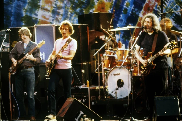 Grateful Dead Unleashes Vault Treasures: 400+ Historic Concerts Now Streaming