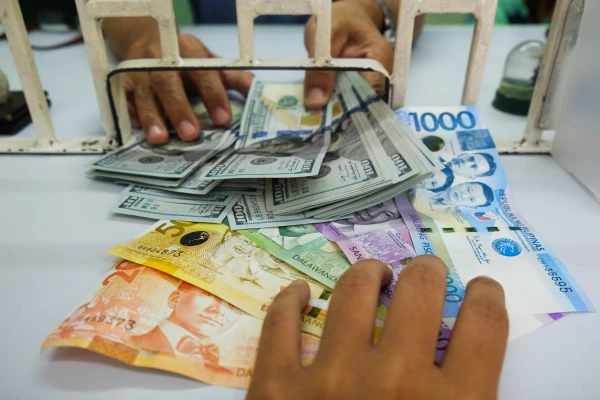 Filipino Remittances Hit Two-Year Growth Low Amid Global Economic Headwinds