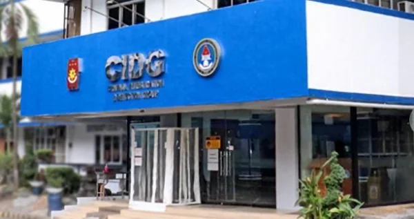 Makati Bust: Four Nabbed in Fake Cancer Drug Ring