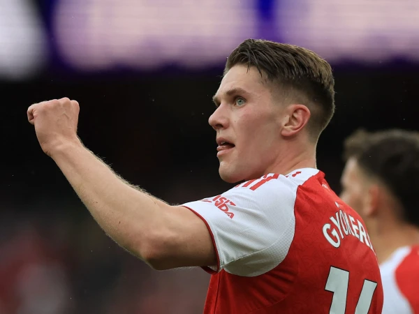 Arsenal Cruise to 3-0 Victory Over Fulham in Premier League Clash