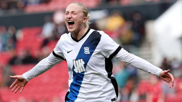 WSL 2's Nail-Biting Finale: Four Clubs Battle for Premier Promotion