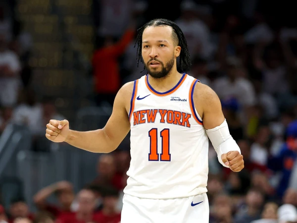 Knicks Take Commanding 3-0 Lead Over Cavaliers to Near NBA Finals Berth