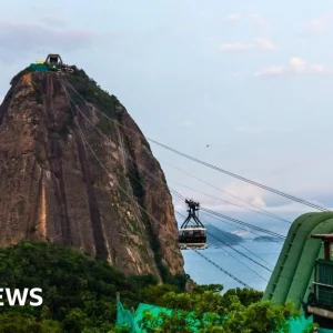 Brazilian Judge Grounds Controversial Sugarloaf Mountain Zipline Over Heritage Concerns