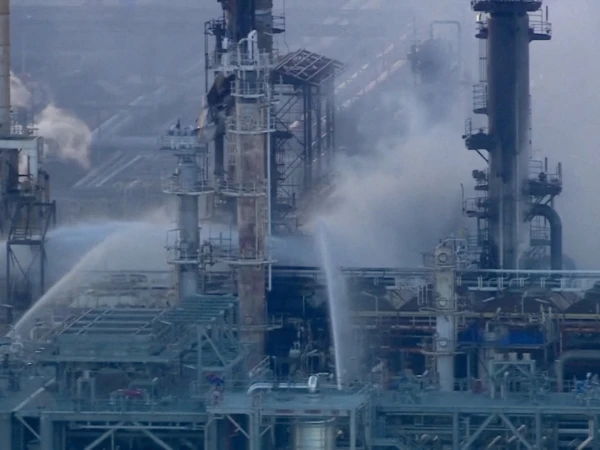 Australian Fuel Crisis Looms as Gas Leak Ignites Key Refinery