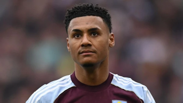 Ollie Watkins Reveals How Michael Owen's Guidance Helped Him Navigate a Challenging Season