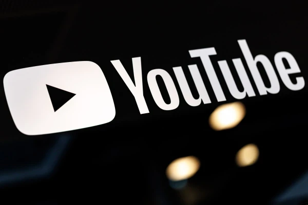 YouTube Experiments with AI-Powered Search That Delivers Guided, Interactive Answers