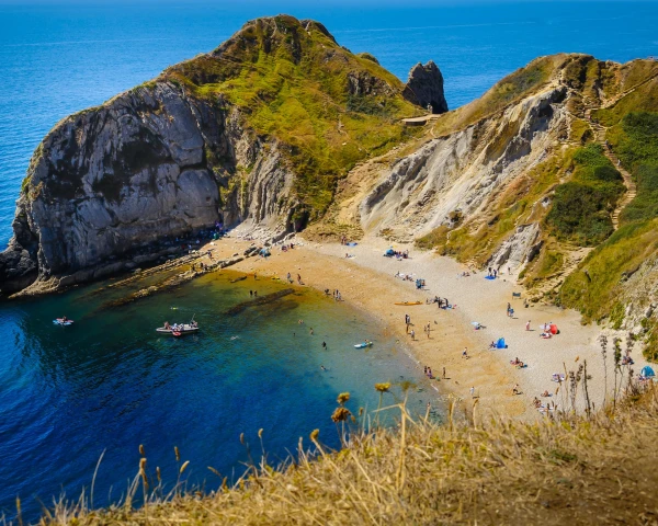 Share Your Favorite UK Holiday Spot: A Call for Travel Tips