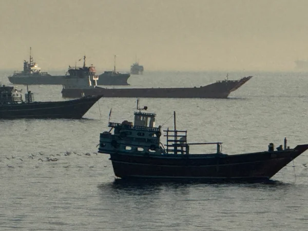 Iran Considers US Peace Offer Amid Strained Relations