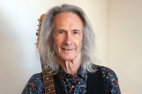 At 79, Patti Smith Guitarist Lenny Kaye Unveils Solo Debut 'Goin' Local' with Surprise Smith Collaboration