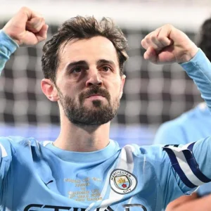 End of an Era? Manchester City Faces the Daunting Task of Replacing Captain Bernardo Silva