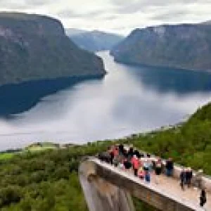 Strict Geo-Blocks and VPN Bans: The Reality of Streaming BBC iPlayer Abroad