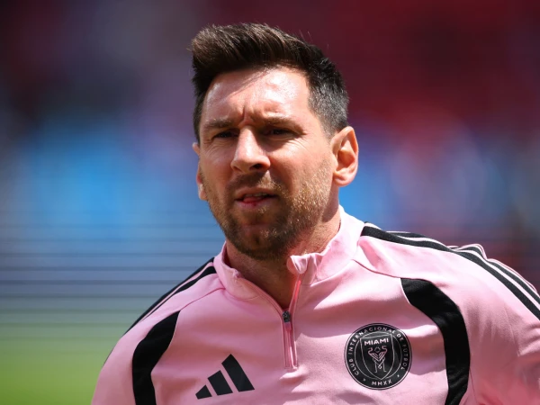 Messi doubles MLS base salary to make $28m a year at Inter Miami