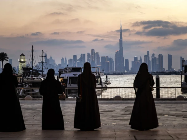 Gulf Nations Fear US-Iran Truce Could Hand Tehran Control of Critical Oil Chokepoint