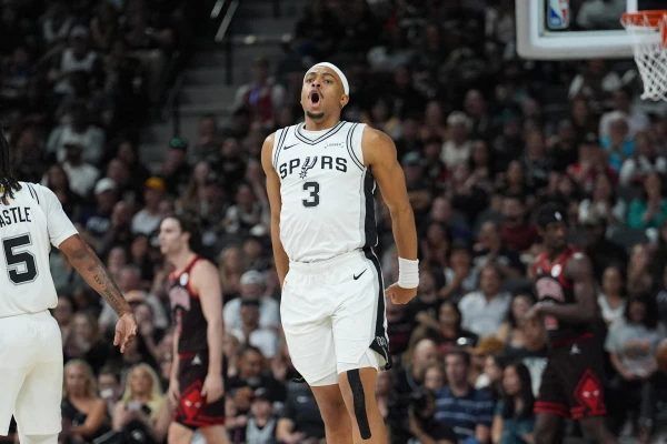 Spurs' Bench Brigade Powers Victory Over Blazers, Secures No. 2 Seed in Western Conference