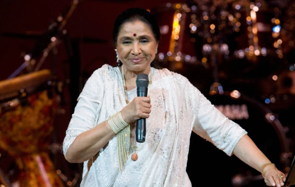 Bollywood Legend Asha Bhosle Passes Away at 92, Leaving Behind a Legacy of 12,000 Songs